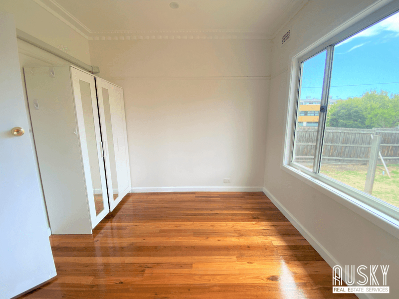 19 Canterbury Road, BLACKBURN VIC 3130 — photo 7