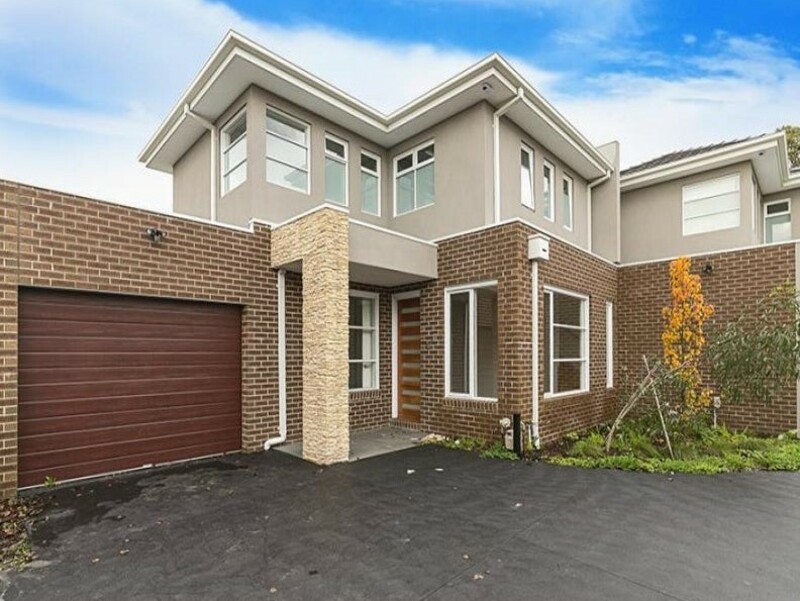 2/4 Carlisle Crescent, Hughesdale VIC 3166