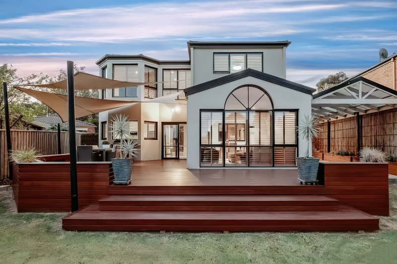 3 Superior Avenue