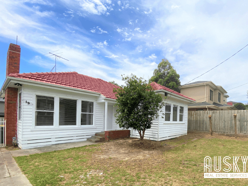 19 Canterbury Road, BLACKBURN VIC 3130