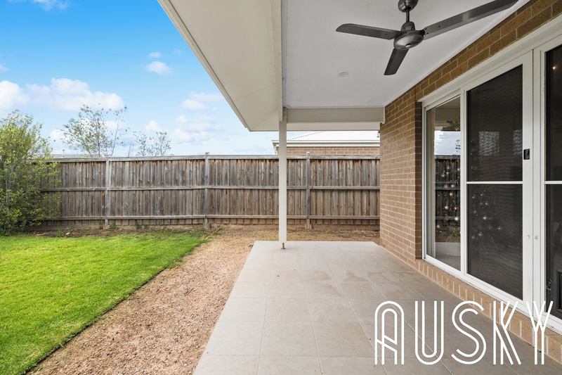 16 Chancery Road, Werribee VIC 3030 — photo 11