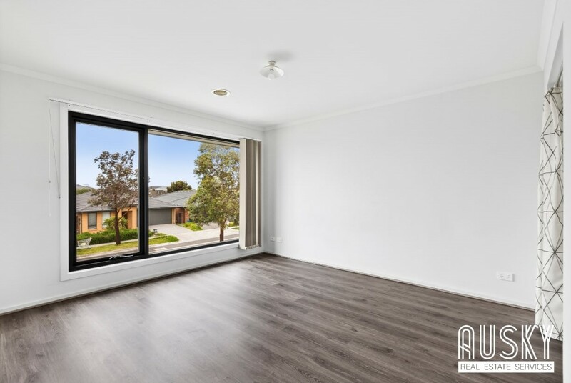 90 Grassbird Drive, Point Cook VIC 3030 — photo 7
