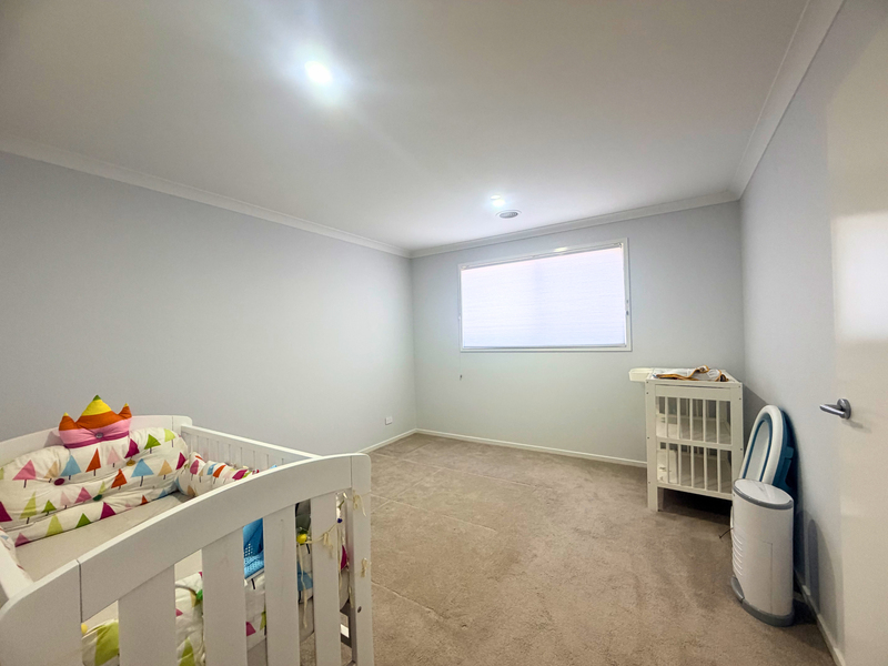 152 Waterhaven Boulevard, Point Cook Vic 3030 — photo 10