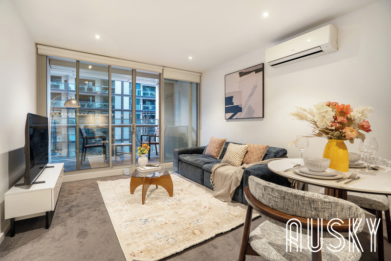 202E/888 Collins Street, Docklands VIC 3008