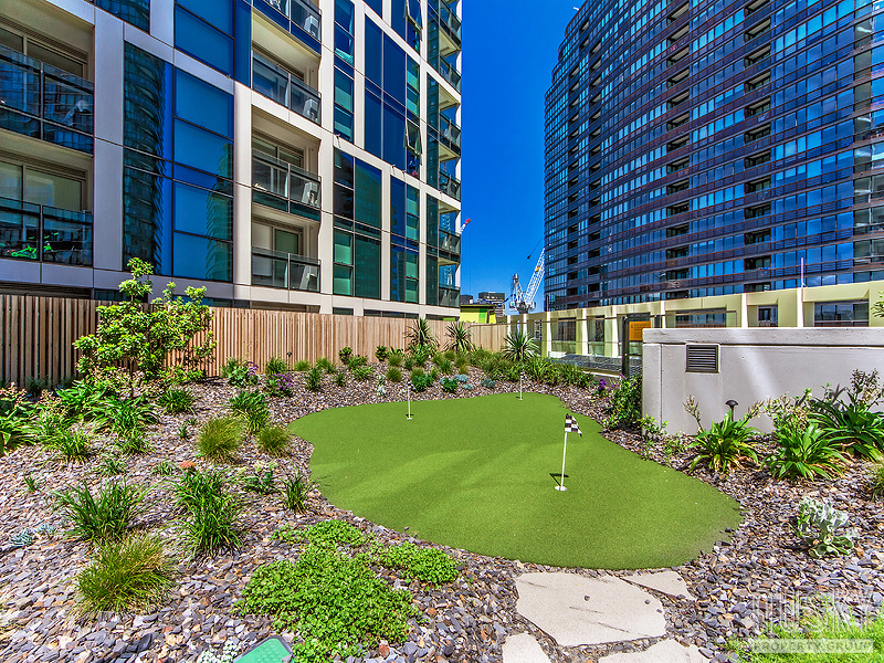 1606E/888 Collins Street, Docklands VIC 3008 — photo 9