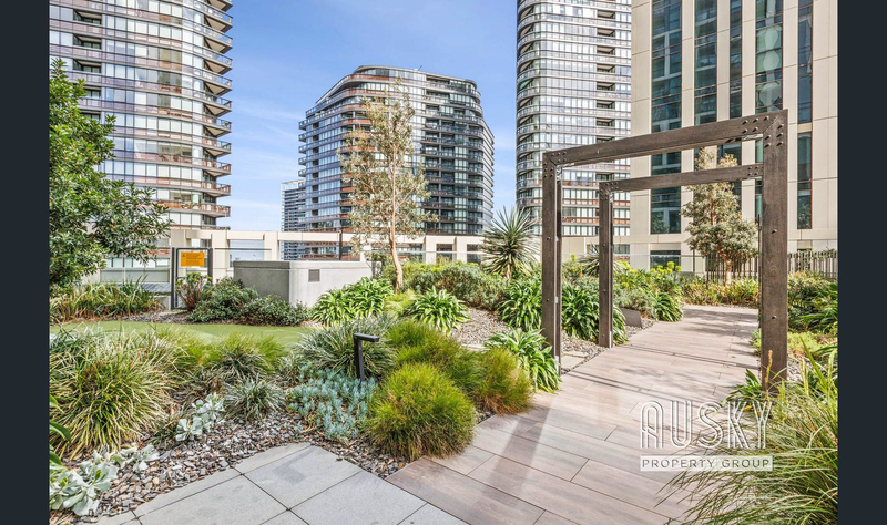3702E/888 Collins Street, Docklands VIC 3008 — photo 7