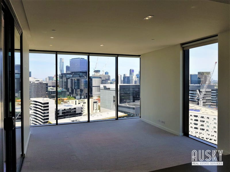 8 Waterside Place, DOCKLANDS VIC 3008