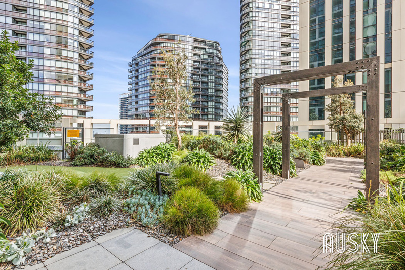 3504E/888 Collins Street, Docklands VIC 3008 — photo 14