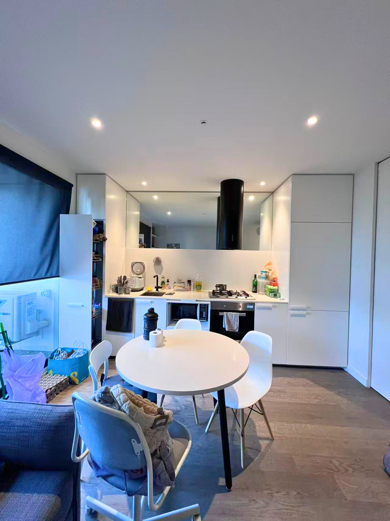 1007/518 Swanston Street, Carlton Vic 3053