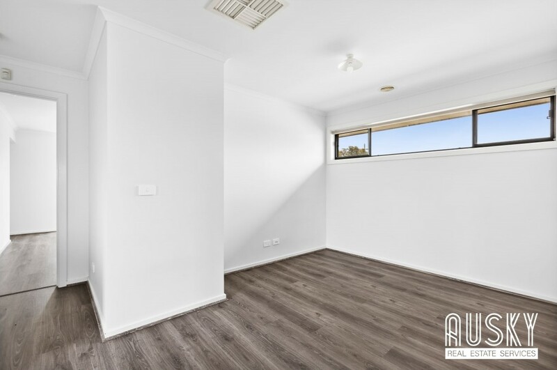 90 Grassbird Drive, Point Cook VIC 3030 — photo 9