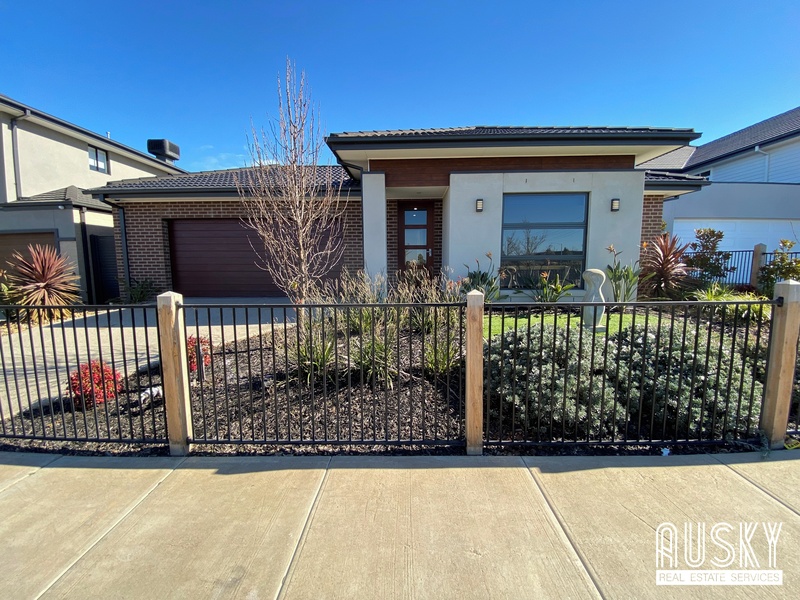 62 Playfield Drive, TRUGANINA VIC 3029