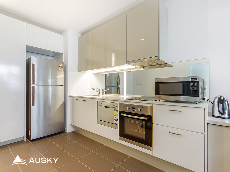 2114/220 Spencer Street, MELBOURNE VIC 3000