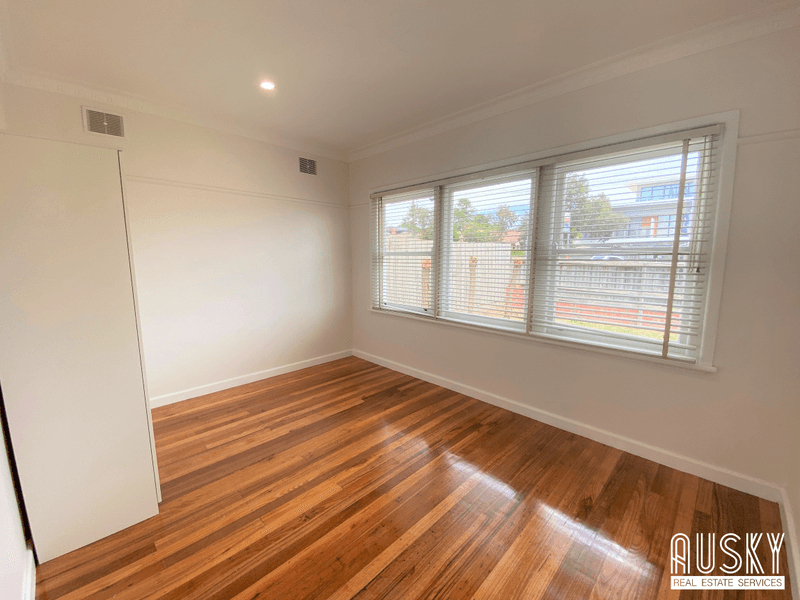 19 Canterbury Road, BLACKBURN VIC 3130 — photo 8