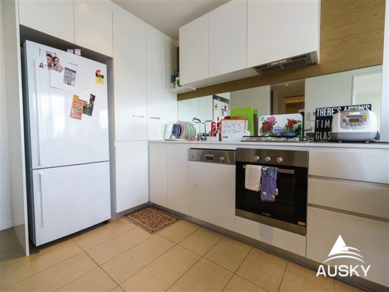 601/770B Toorak Road, GLEN IRIS VIC 3146 — photo 4