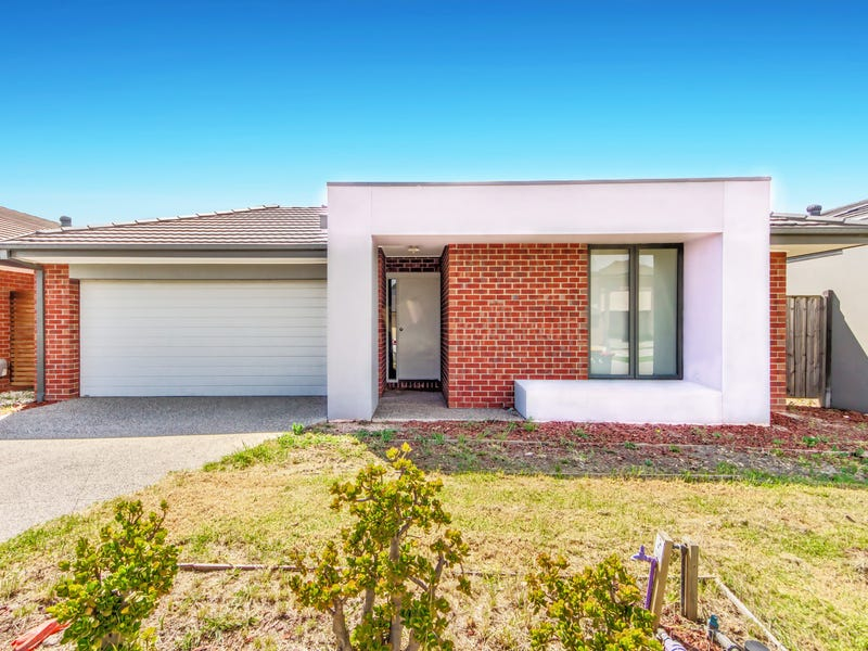18 Beaufort Street, KEYSBOROUGH VIC 3173