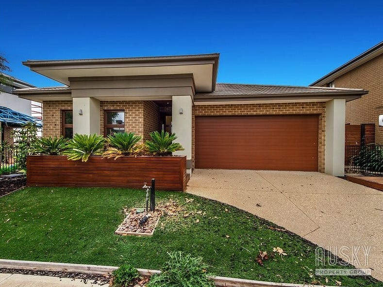 3 EVERHOLME Drive, TRUGANINA VIC 3029