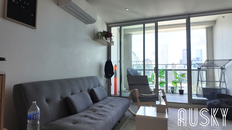 1702E/888 Collins Street, Docklands Vic 3008 — photo 3