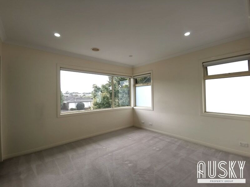 1/28-30 Chivers Avenue, GLEN WAVERLEY VIC 3150 — photo 6
