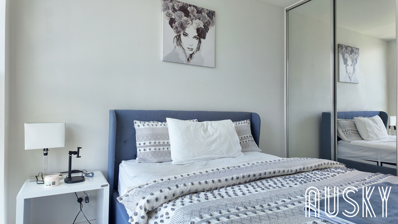 1702E/888 Collins Street, Docklands Vic 3008 — photo 13