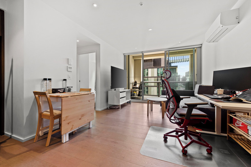 407W/888 Collins Street, Docklands VIC 3008