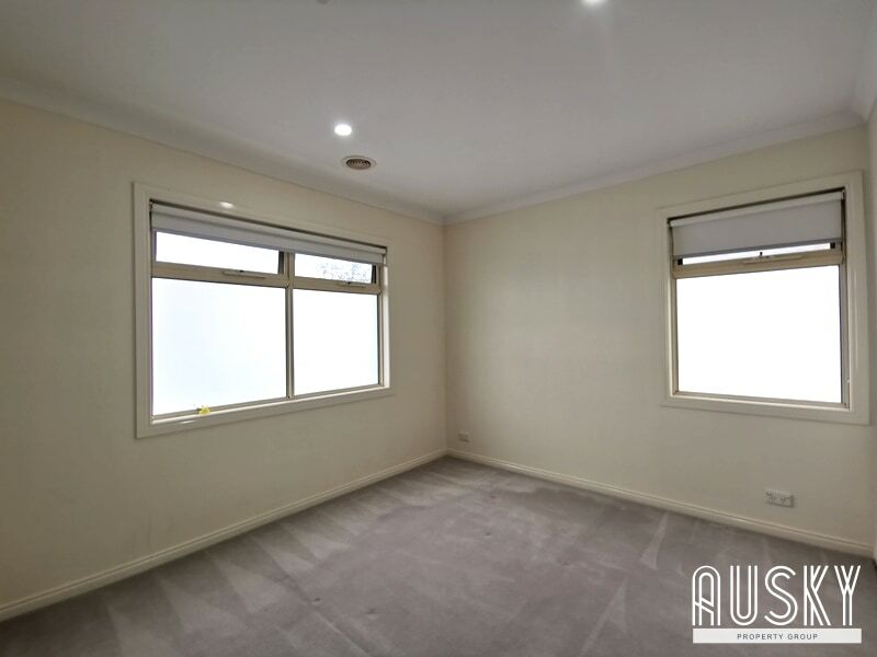 1/28-30 Chivers Avenue, GLEN WAVERLEY VIC 3150 — photo 5