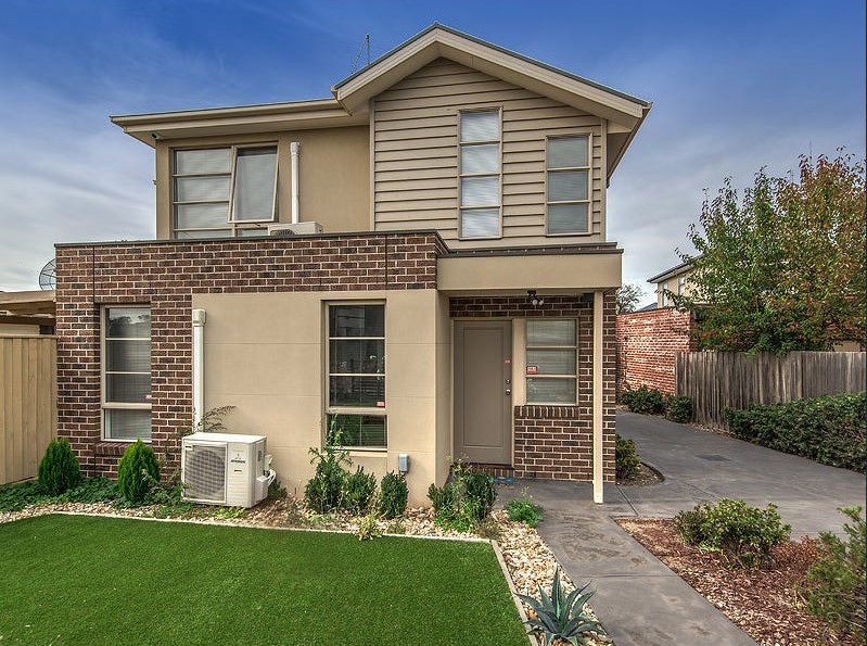 1/118 Royal Pde, Reservoir, Vic 3073